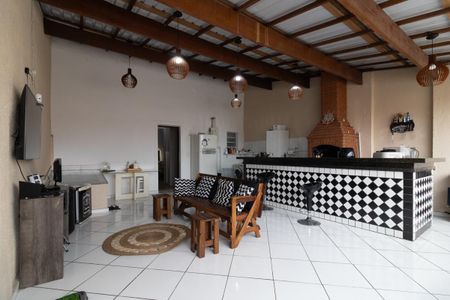 Casa à venda com 130m², 3 quartos e 2 vagasEspaço Gourmet