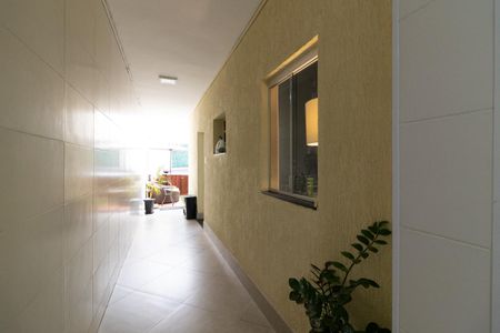 Casa à venda com 130m², 3 quartos e 2 vagasCorredor