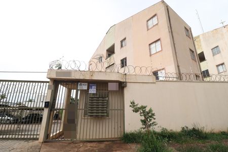 Apartamento para alugar com 45m², 2 quartos e 1 vagaFachada