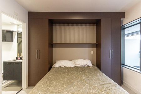 Studio à venda com 32m², 1 quarto e 1 vaga Studio à venda com 32m², 1 quarto e 1 vagaStudio