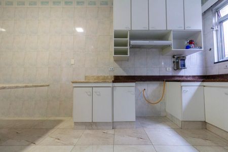 Casa para alugar com 220m², 3 quartos e 3 vagasCozinha