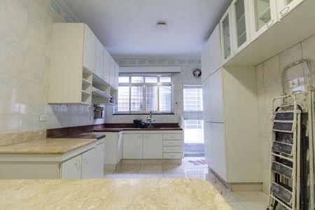 Casa para alugar com 220m², 3 quartos e 3 vagasCozinha