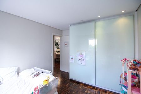 Apartamento à venda com 127m², 3 quartos e 2 vagas Apartamento à venda com 127m², 3 quartos e 2 vagasSuíte 1