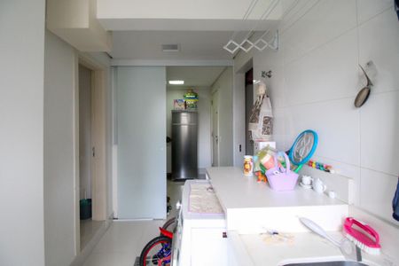 Apartamento à venda com 127m², 3 quartos e 2 vagas Apartamento à venda com 127m², 3 quartos e 2 vagasÁrea de Serviço
