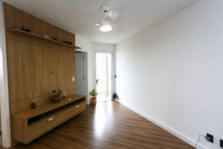 Sala  de apartamento à venda com 2 quartos, 52m² em Jardim Monte Alegre, Taboão da Serra