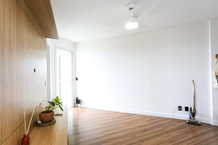 Apartamento à venda com 52m², 2 quartos e 1 vagaSala 