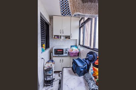 Apartamento à venda com 70m², 3 quartos e 1 vagaÁrea de Serviço