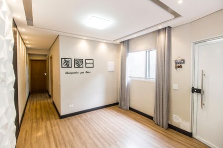 Sala  de apartamento para alugar com 2 quartos, 95m² em Jardim Itaquiti, Barueri