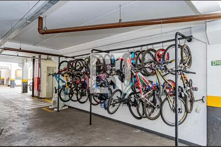 Apartamento à venda com 43m², 2 quartos e 1 vaga Apartamento à venda com 43m², 2 quartos e 1 vagaBicicletário