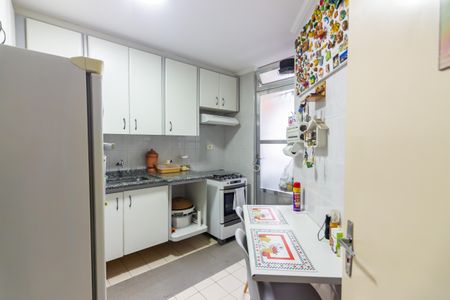 Apartamento à venda com 55m², 2 quartos e 1 vaga Apartamento à venda com 55m², 2 quartos e 1 vagaCozinha
