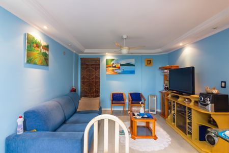 Apartamento à venda com 55m², 2 quartos e 1 vaga Apartamento à venda com 55m², 2 quartos e 1 vagaSala