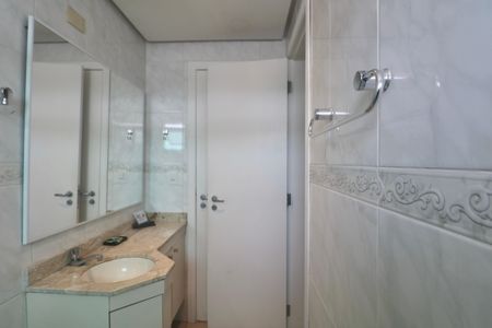 Apartamento para alugar com 103m², 3 quartos e 2 vagasBanheiro Suíte 2