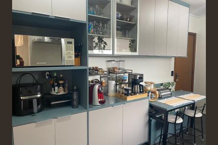 Apartamento à venda com 106m², 3 quartos e 2 vagasFoto 02