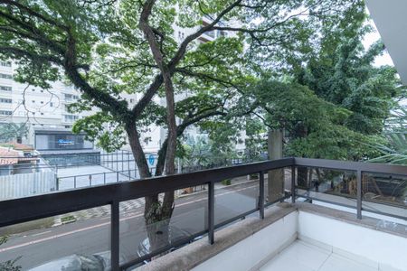 Apartamento para alugar com 103m², 2 quartos e 2 vagasVaranda