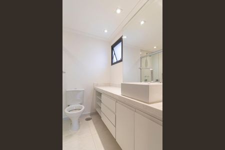 Apartamento para alugar com 103m², 2 quartos e 2 vagasBanheiro da Suíte 1