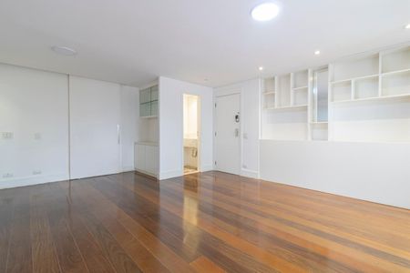 Apartamento para alugar com 103m², 2 quartos e 2 vagasSala