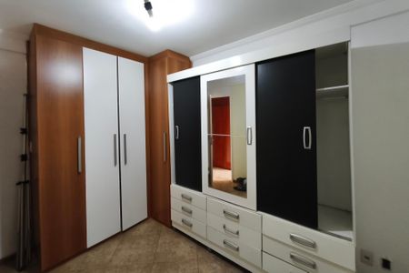 Quarto 1 de casa para alugar com 2 quartos, 53m² em Parque Residencial Vila União, Campinas