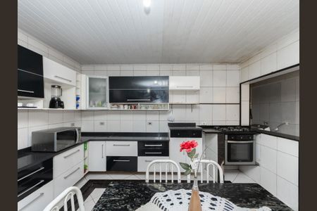 Cozinha  de casa para alugar com 3 quartos, 301m² em Vila Fanton, São Paulo