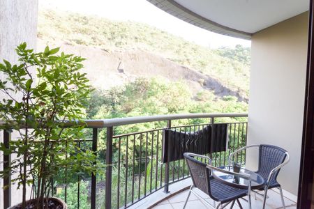 Apartamento à venda com 110m², 3 quartos e 2 vagasVaranda da Sala