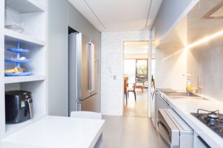 Apartamento à venda com 110m², 3 quartos e 2 vagasCozinha