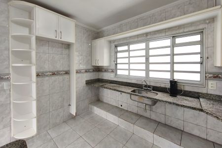 Casa à venda com 214m², 3 quartos e 4 vagasCozinha