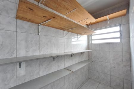 Casa à venda com 214m², 3 quartos e 4 vagasDespensa