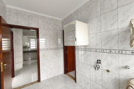 Casa à venda com 214m², 3 quartos e 4 vagasÁrea de Serviço