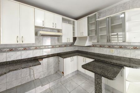 Casa à venda com 214m², 3 quartos e 4 vagasCozinha