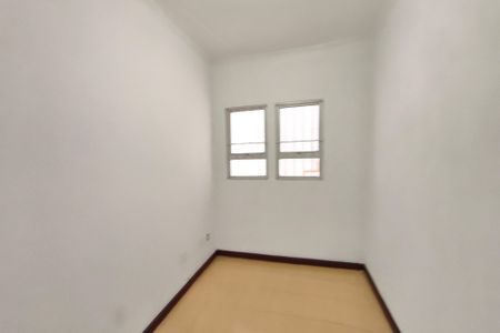 Casa à venda com 214m², 3 quartos e 4 vagasQuarto de Serviço