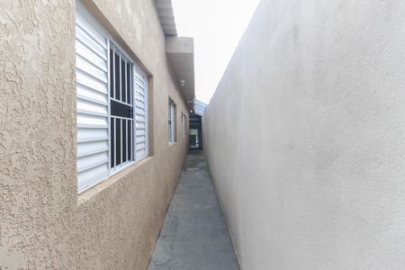 Casa para alugar com 125m², 2 quartos e 2 vagasCorredor Externo