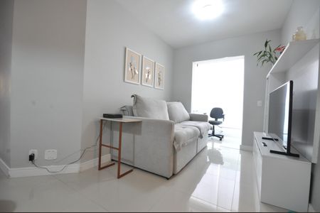 Apartamento à venda com 50m², 2 quartos e 2 vagasSala