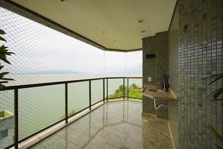Sala - Varanda de apartamento para alugar com 3 quartos, 130m² em Coqueiros, Florianópolis
