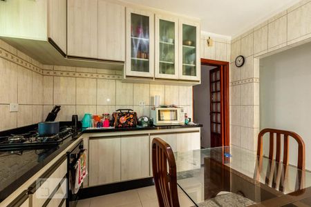 Casa à venda com 250m², 2 quartos e 2 vagasCozinha