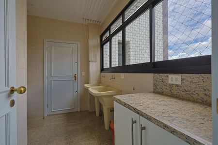 Apartamento à venda com 179m², 4 quartos e 3 vagasÁrea de Serviço