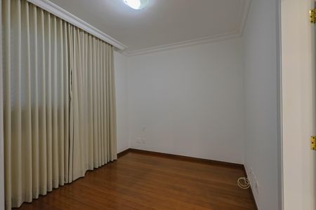 Apartamento à venda com 179m², 4 quartos e 3 vagasSuíte 2