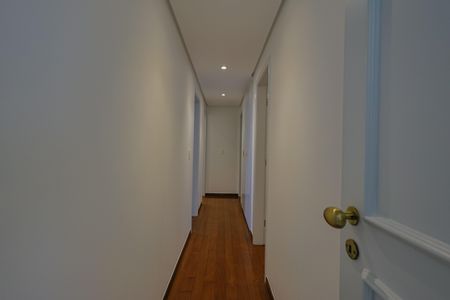 Apartamento à venda com 179m², 4 quartos e 3 vagasCorredor