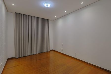 Apartamento à venda com 179m², 4 quartos e 3 vagasQuarto 1