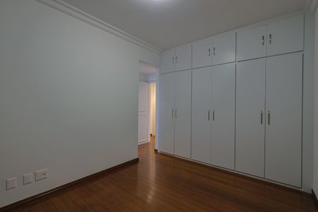 Apartamento à venda com 179m², 4 quartos e 3 vagasSuíte 1