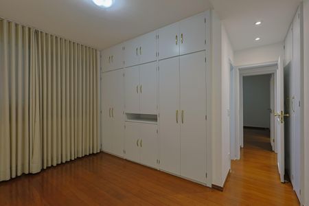 Apartamento à venda com 179m², 4 quartos e 3 vagasSuíte 3