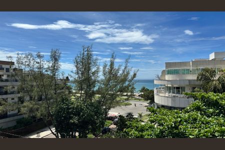 Apartamento à venda com 300m², 3 quartos e 2 vagasVista