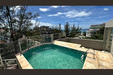 Apartamento à venda com 300m², 3 quartos e 2 vagasPiscina