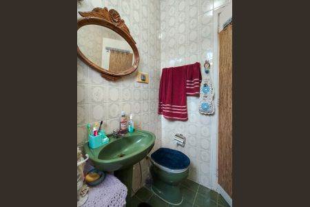 Apartamento à venda com 78m², 2 quartos e sem vaga Apartamento à venda com 78m², 2 quartos e sem vagaBanheiro Corredor