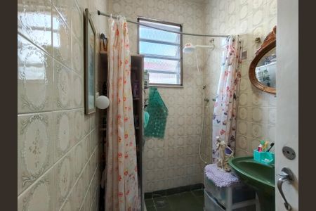 Apartamento à venda com 78m², 2 quartos e sem vaga Apartamento à venda com 78m², 2 quartos e sem vagaBanheiro Corredor