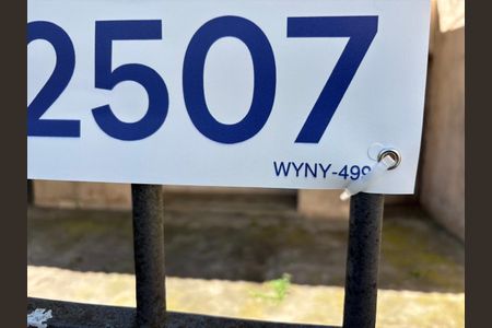 Casa à venda com 580m², 3 quartos e 2 vagasCod WYNY 499