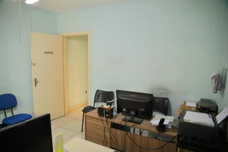 Casa à venda com 580m², 3 quartos e 2 vagasQuarto 2