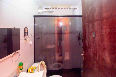 Casa à venda com 160m², 3 quartos e 3 vagasBanheiro 2