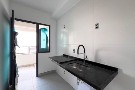 Apartamento à venda com 60m², 2 quartos e sem vaga Apartamento à venda com 60m², 2 quartos e sem vagaCozinha e área de serviço