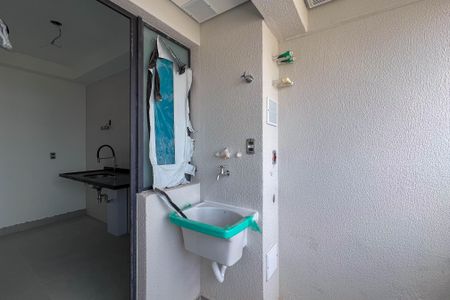 Apartamento à venda com 65m², 2 quartos e 1 vaga Apartamento à venda com 65m², 2 quartos e 1 vagaCozinha e área de serviço