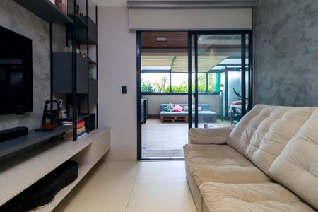 Sala de apartamento à venda com 1 quarto, 60m² em Campo Belo, São Paulo