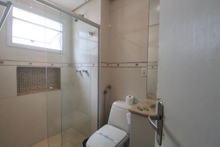 Apartamento para alugar com 118m², 4 quartos e 2 vagas Apartamento para alugar com 118m², 4 quartos e 2 vagasBanheiro Suíte 2